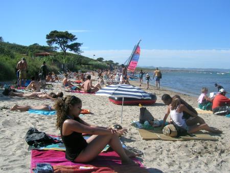 MES VACANCES D'ETE (MOI QUI ME PASSE DE LA CREME SOLAIRE)